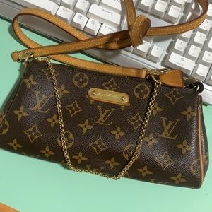 Louis Vuitton small bag